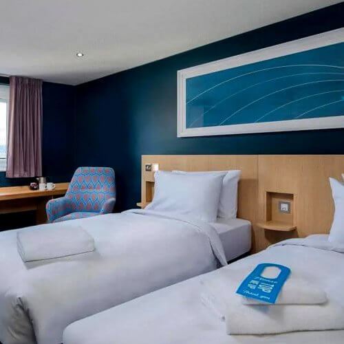 Brighton Birthday Night Accommodation Best on Budget hotel