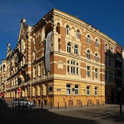 Hen Hostel Warsaw