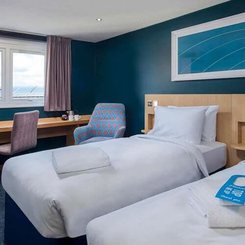 Edinburgh Birthday Night Accommodation Best on Budget hotel