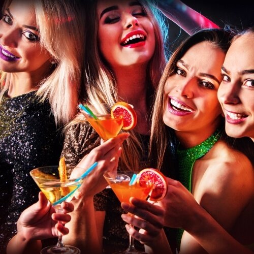 Party Night Activities Guided Cocktail Bar Crawl