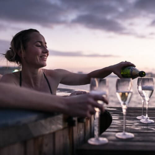 Floating Sauna and Hot Tub Riga Hen