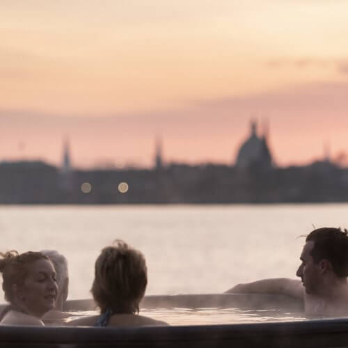 Floating Sauna and Hot Tub Riga Hen