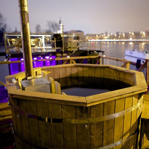Floating Sauna and Hot Tub Riga Hen