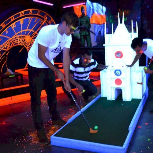 Glow Golf Prague Birthday