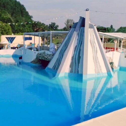 Hot Springs Sofia Stag