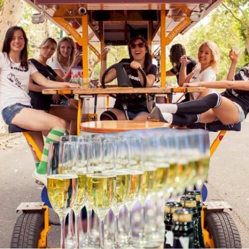 Prosecco Bike Budapest Hen