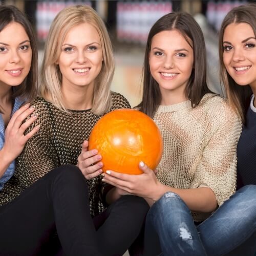 Ten Pin Bowling Sofia Hen