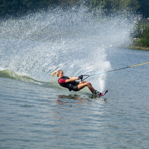 Water Skiing Reading Hen