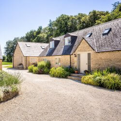 Cotswolds Farmhouse Barn