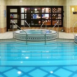 Hen Leisure Hotel Accommodation