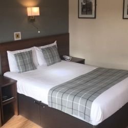 Hen Leisure Hotel Accommodation