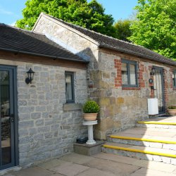 Peak District Barn and Cottages